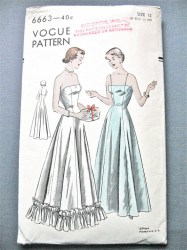 6663 1950S VOG EVE PRINCESS STRAPS OR NOT FLR SLIP PATTERN 16 34